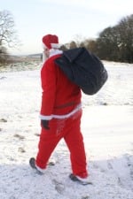 Santa goes for a wander on the estate